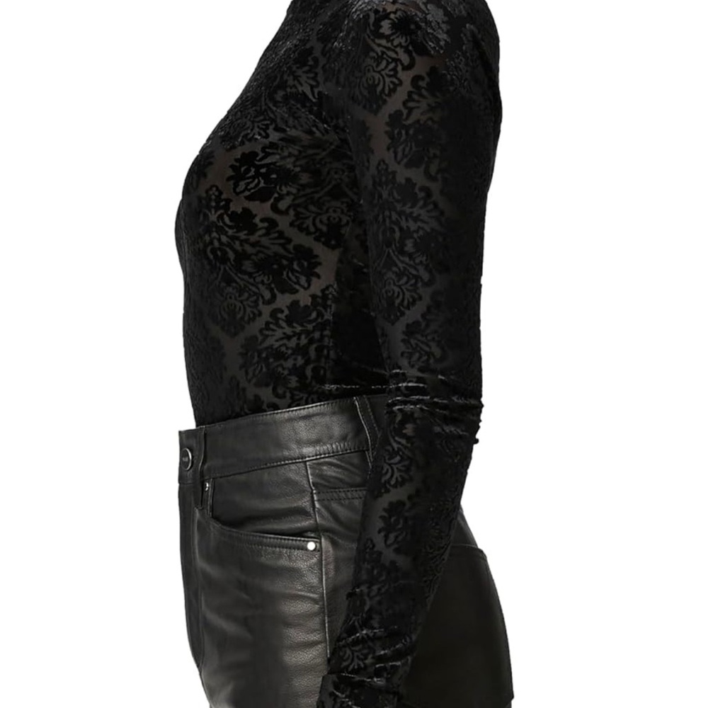 New PAIGE Black Top - Picture 3 of 5